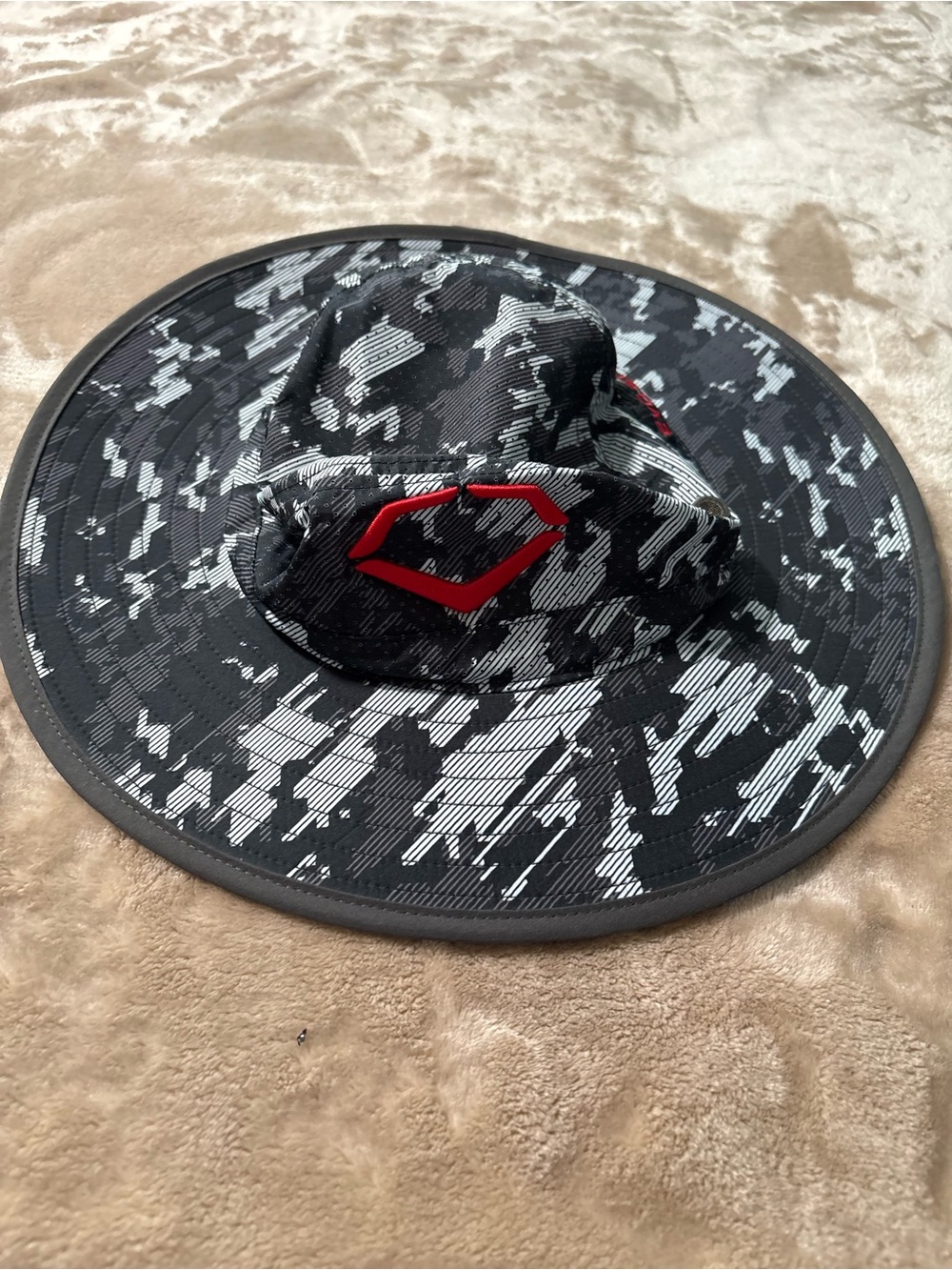 EvoShield Logo Camo Bucket Hat Black White Digital Camouflage Sun Cap OSFM